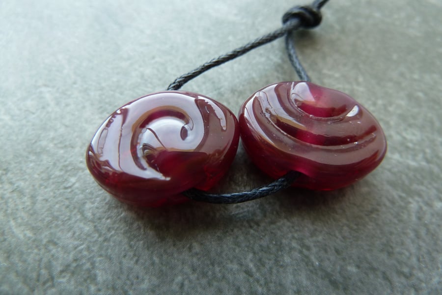 cranberry spirals lampwork glass beads