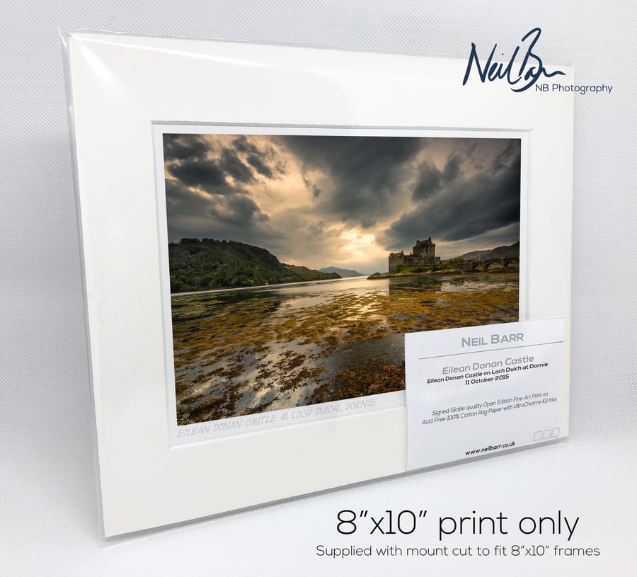 Eilean Donan Castle, Dornie, Scotland - A5 (10" x 8") Unframed Print