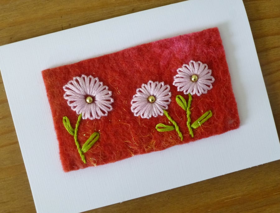 Pale pink daisy card