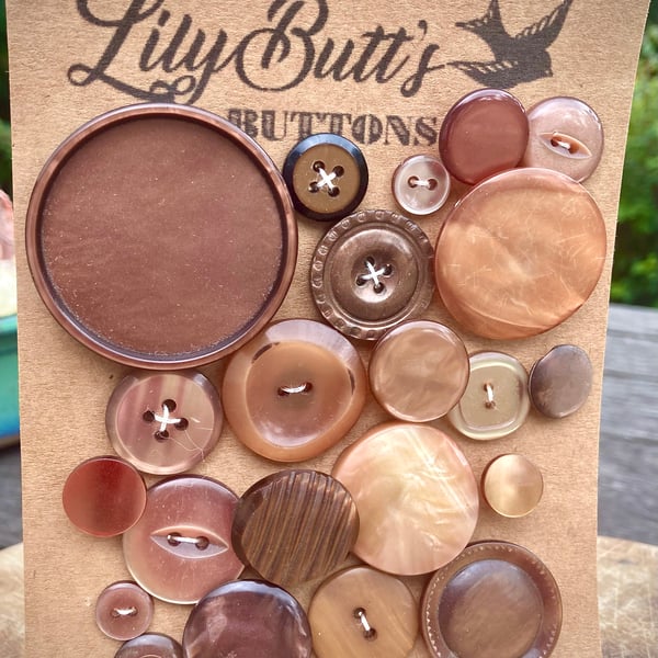 22 Vintage Mixed Bronze Buttons