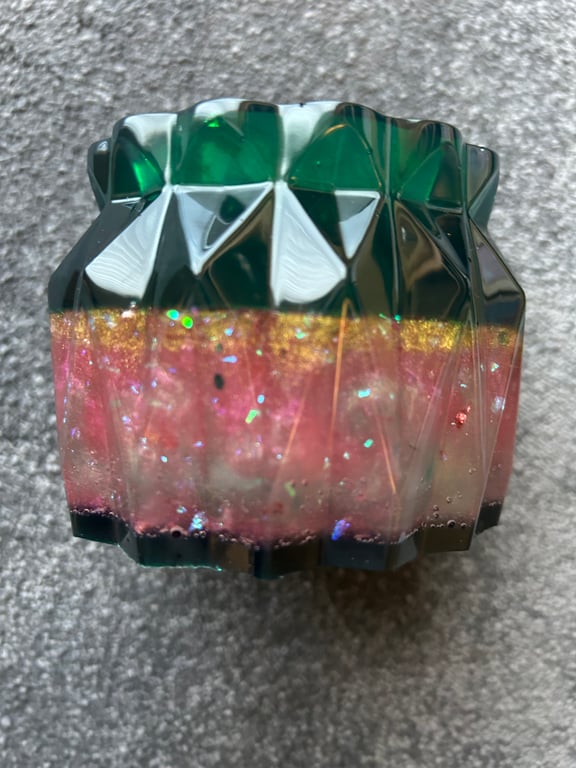 Handmade epoxy resin vase 