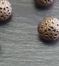 Virtual Yarns 10mm 16L Antique Brass Ornate ball Buttons x 9 to 60 Buttons - Image 4