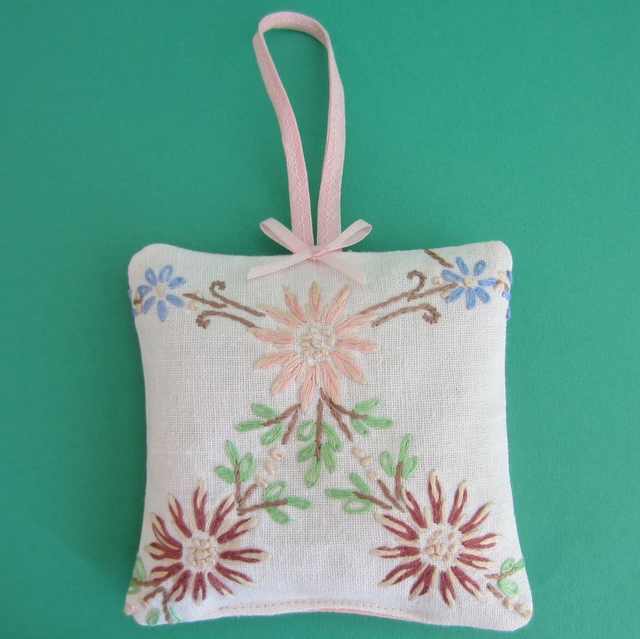 Vintage Embroidered Floral Lavender Bag