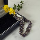 Delicate floral bracelet, summer daisy chain bracelet. 
