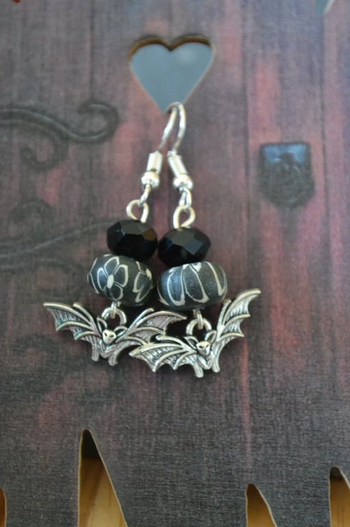 Bat earrings Halloween earrings