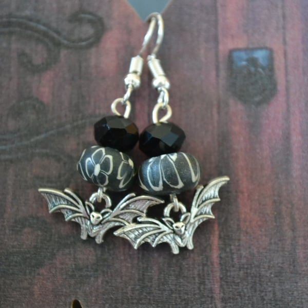 Bat earrings Halloween earrings