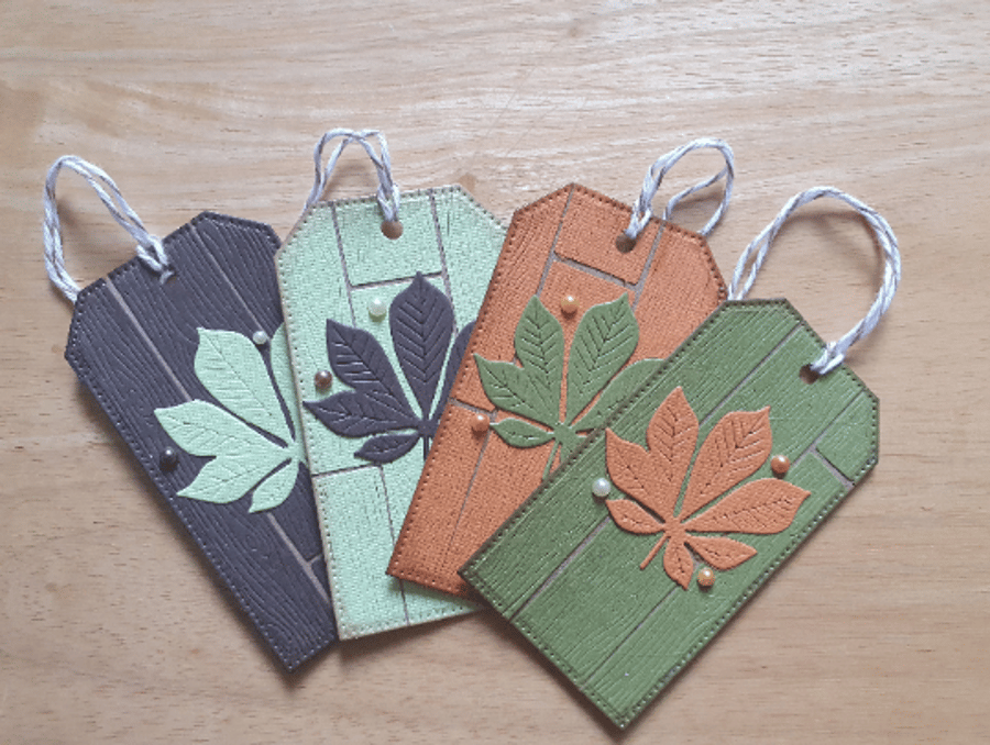 4 Handmade autumnal tags