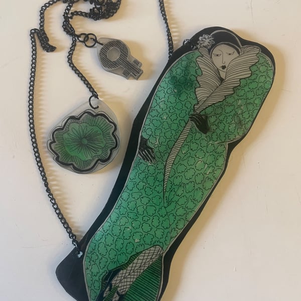 Necklace 