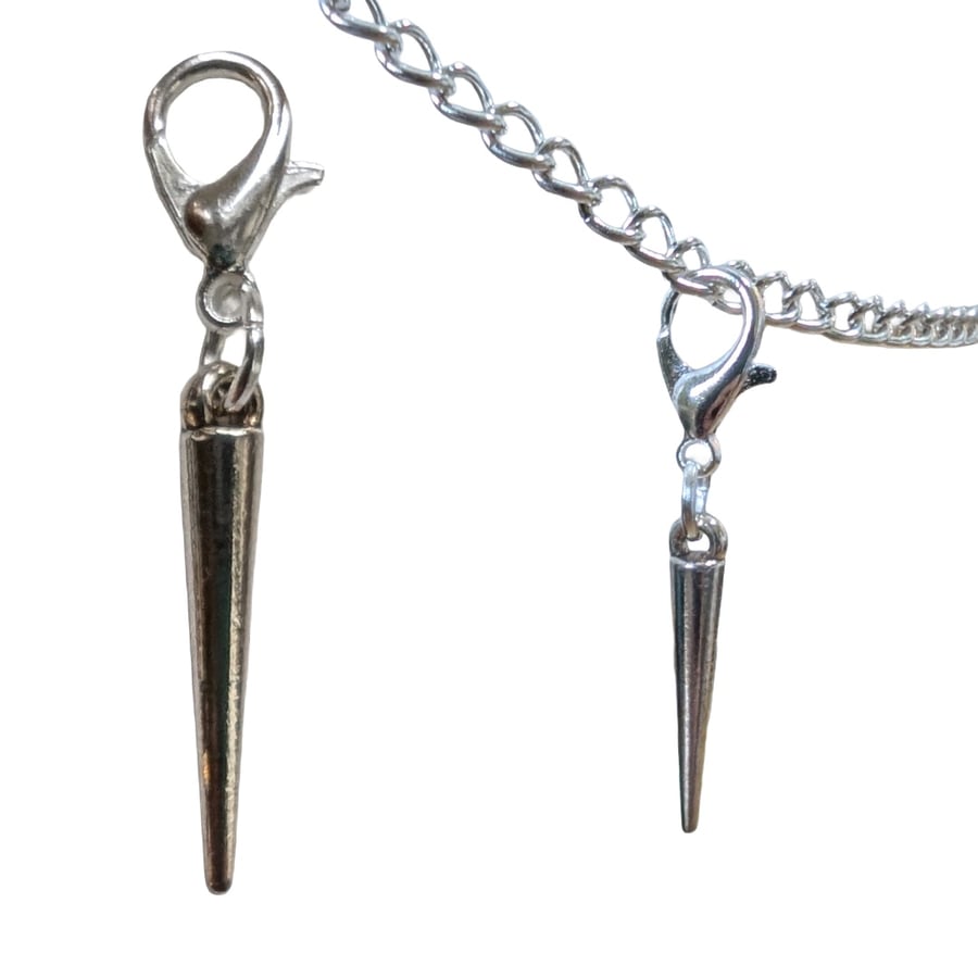 Detachable spike charm