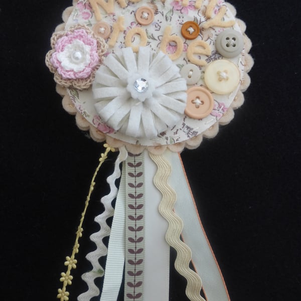Birthday badge-Rosette Mummy to be