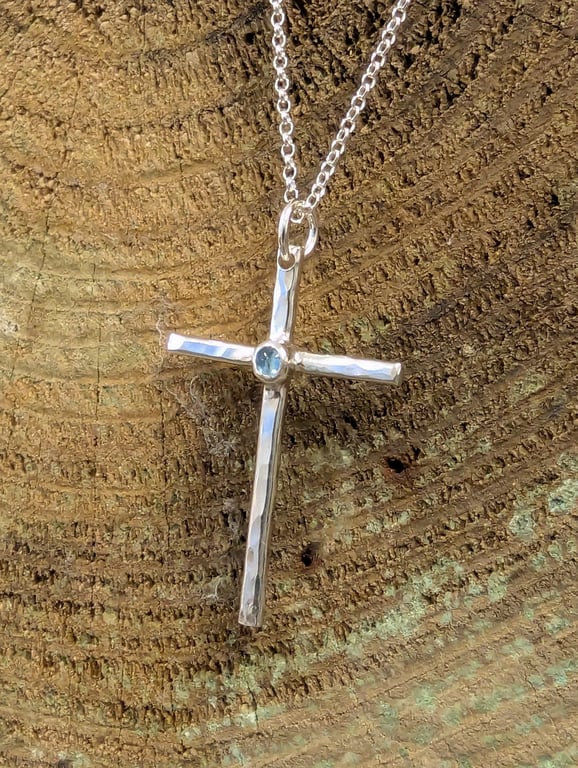 Recycled Sterling Silver Cross Topaz pendant: Stone