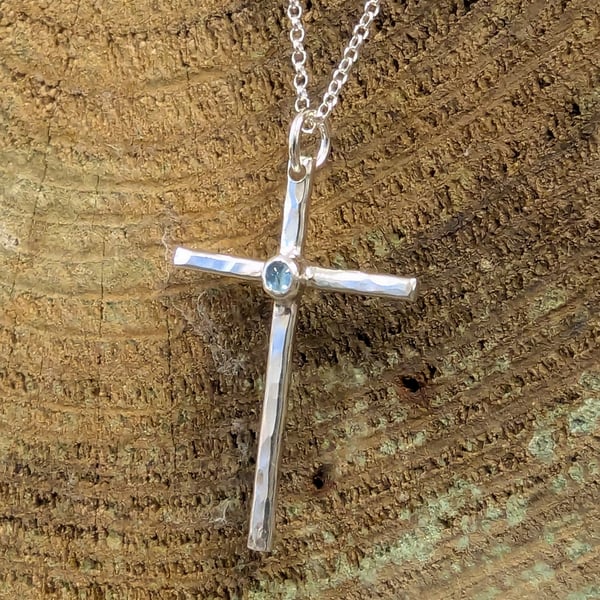 Recycled Sterling Silver Cross Topaz pendant: Stone