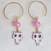 Gorgeous White Cat charm earrings Pink beads - Gold tones.