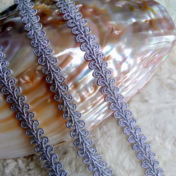 2 metres metallic silver effect 1cm wide intricate GLITZY TRIM for sewing