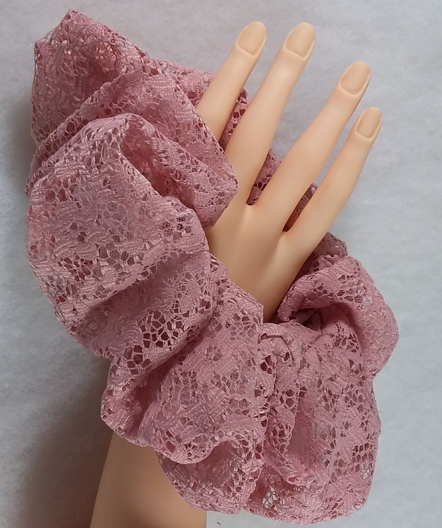 YAKIEL, Ponytails, Chic style , Hair tie,  Messy Bun 