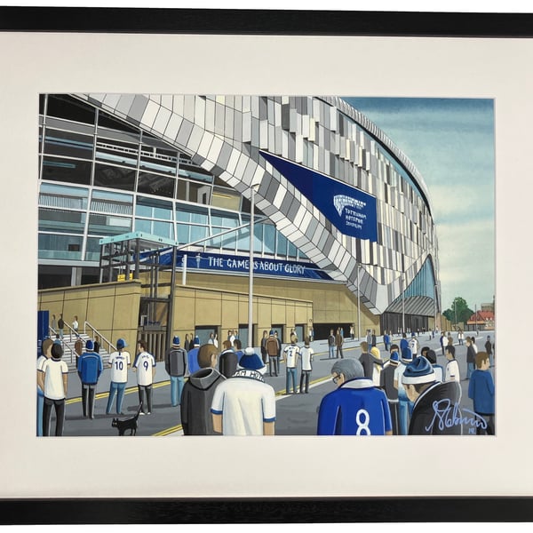 Tottenham Hotspur F.C, Spurs, Framed Football Art Print. 20" x 16" Frame