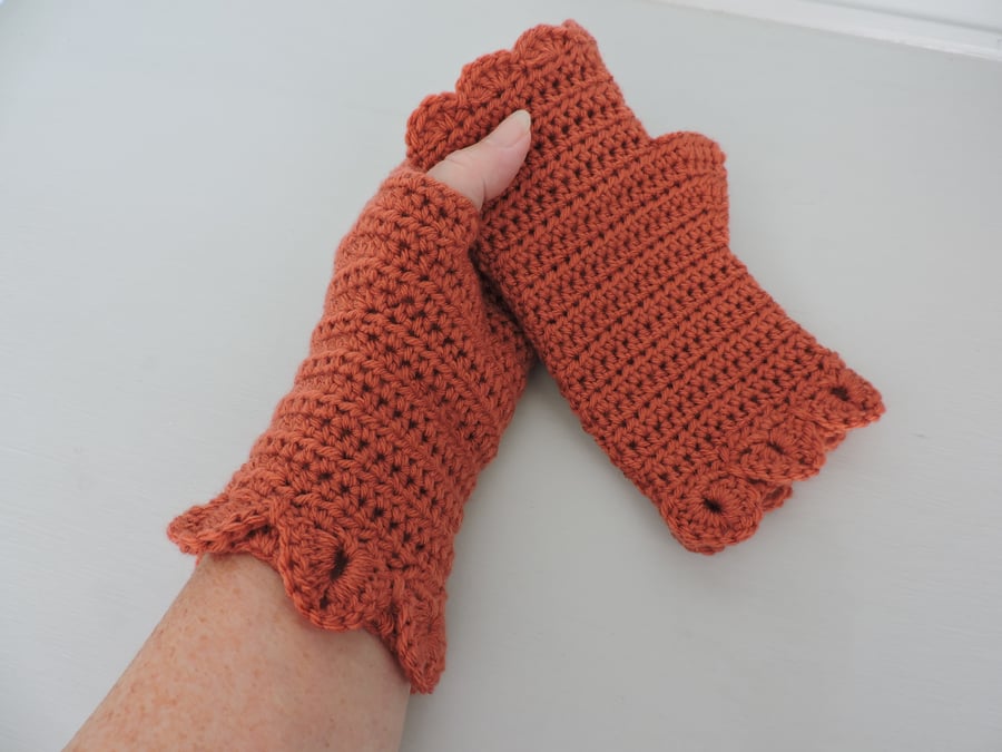 Seconds Sunday  Mitts Dragon Scale Cuffs Burnt Orange 