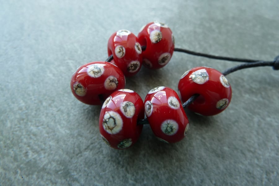 red and ivory spots lampwork glass beads