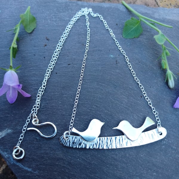 Perching birds necklace