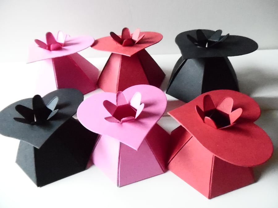 9 Assorted HEART Top Favour Boxes Gift Box, Weddings, baby shower