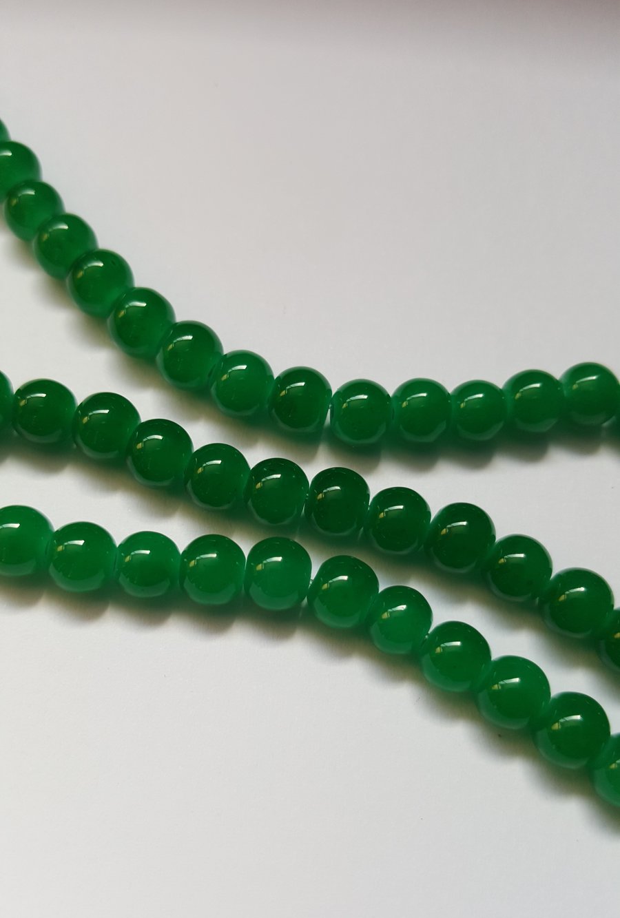 50 x Imitation Jade Glass Beads - Round - 6mm - Green 