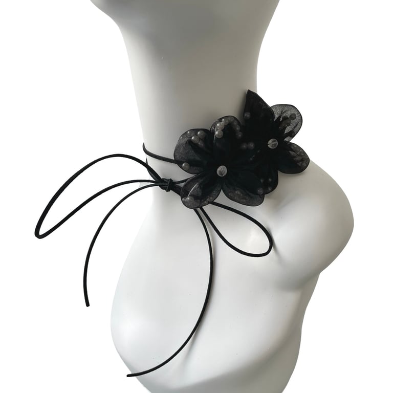Black flower choker necklace Corsage summer choker necklace with white pearls 
