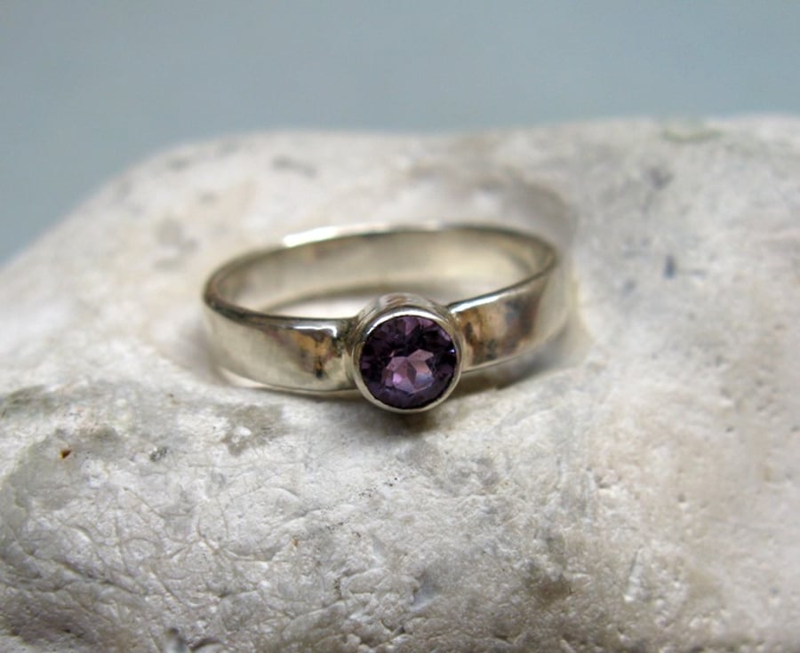 Sterling silver and amethyst ring