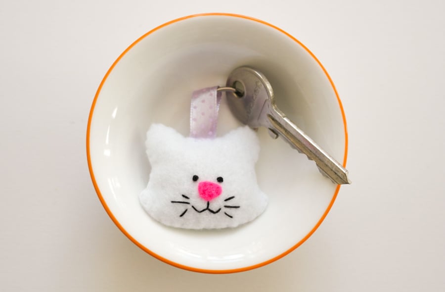 Perfectly Imperfect White Felt Cat Keyring, Kawaii Gift For Cat Lover, Bag Charm