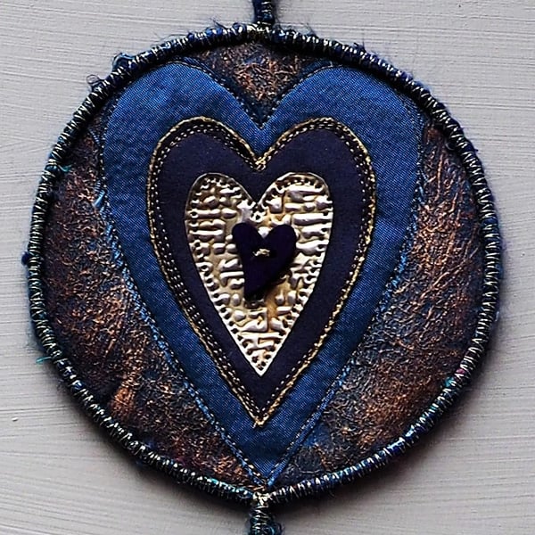 LHM211 - Loveheart Mandala - 12.5cm  (Overall length 42cm)