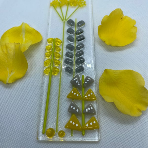 Fused glass retro style light catcher