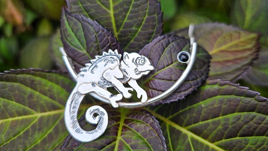 Cleo Chameleon; necklace with moving tongue. Sterling silver, handmade. Hallmark