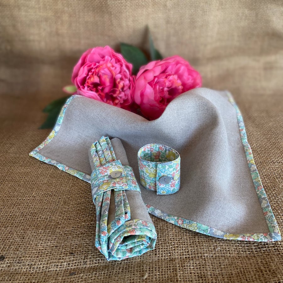Liberty Print Napkins