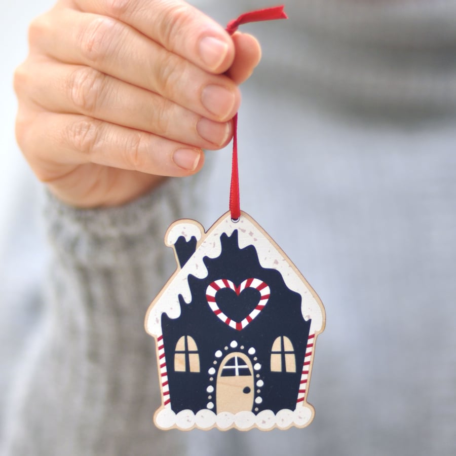 Scandinavian Christmas Tree Decoration - gingerbread house - wood decoration
