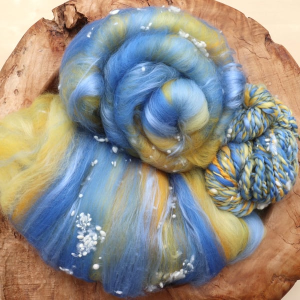 50g Forget Me Not Art Batt for Spinning & Felting