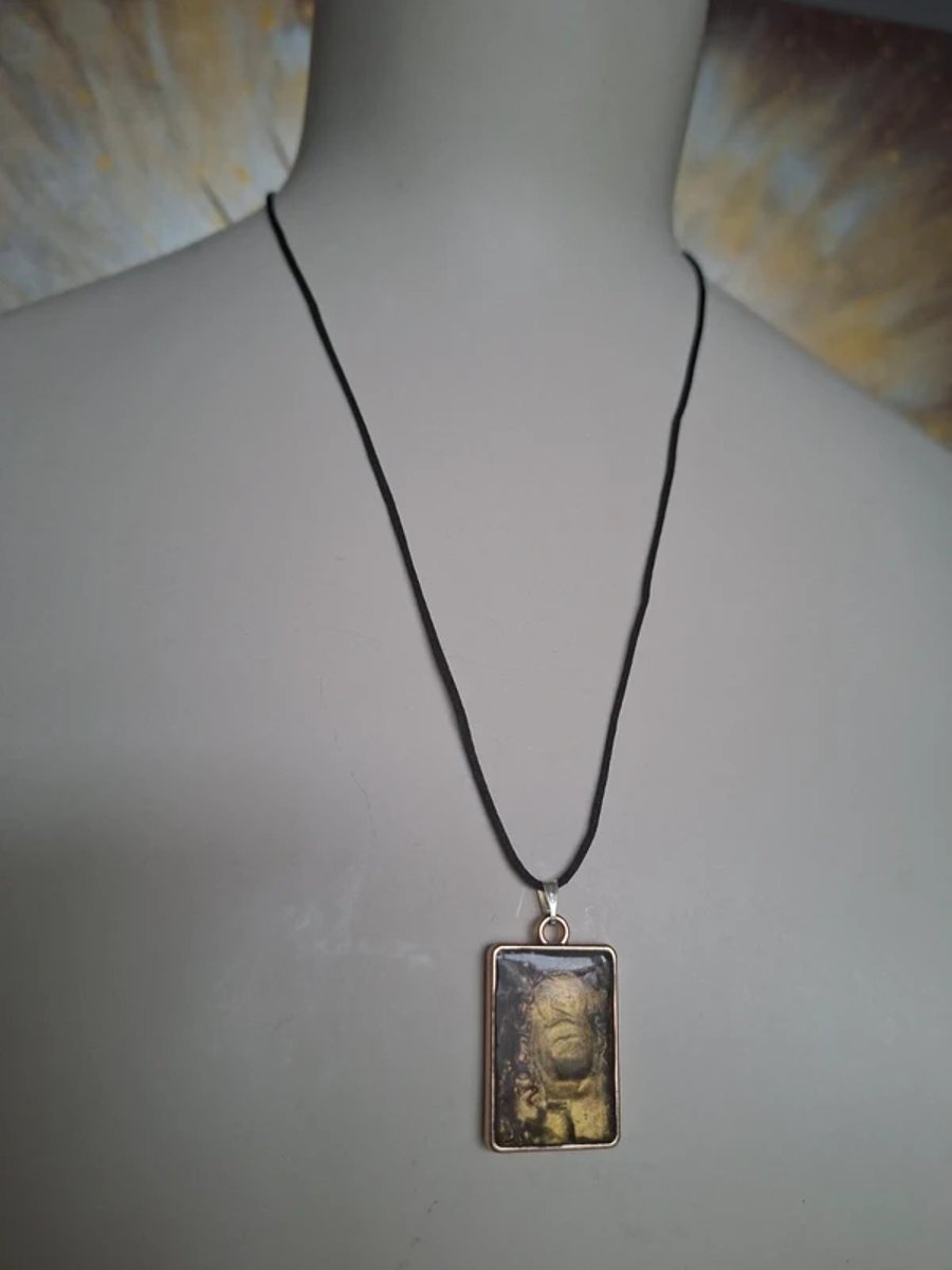 Short Rectangle Shaped Hand Made Resin Crafted Pendant 