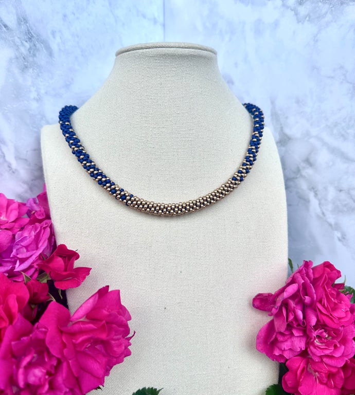 Blended Loop Necklace - Navy Gold
