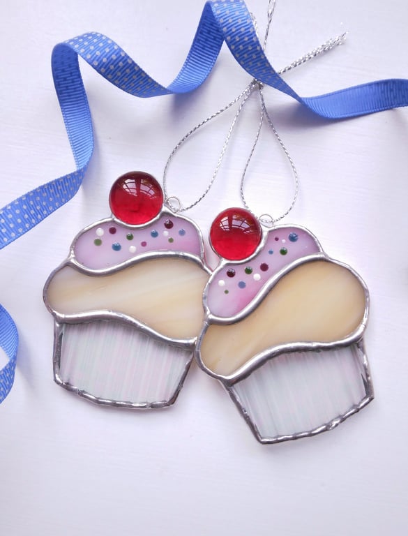 Stained Glass Cupcake Ornament - Summer Seconds
