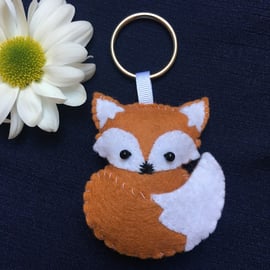 Brown felt fox keyring