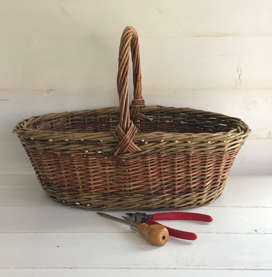 Willow Garden Basket or Trug - Oval - Handmade in Cornwall - 641