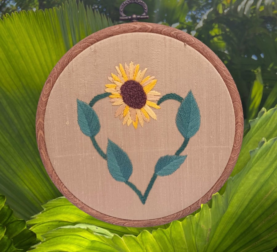Sunflower Heart Embroidery, Sunflower Embroidery, Sunflower Gift, Hand Embroider