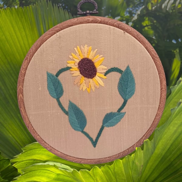 Sunflower Heart Embroidery, Sunflower Embroidery, Sunflower Gift, Hand Embroider