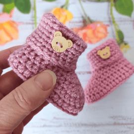 Teddy Button Crochet Baby Booties Hand-made Sizes Newborn 0-3 and 3-6 Months 