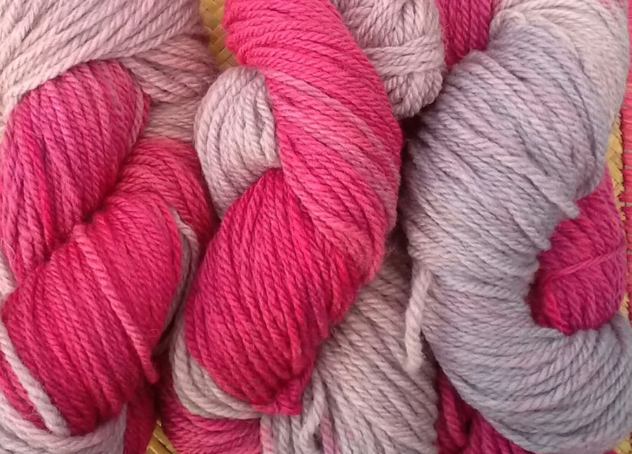 100g Hand-dyed 100% WOOL ARAN Grey Tea Rose pinks Pale blues