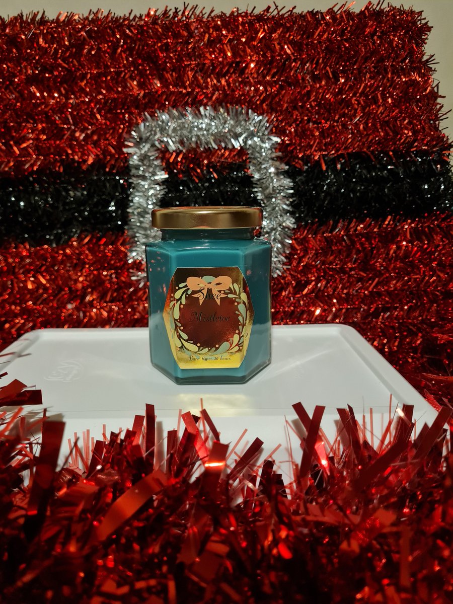 Mistletoe Christmas Candle 