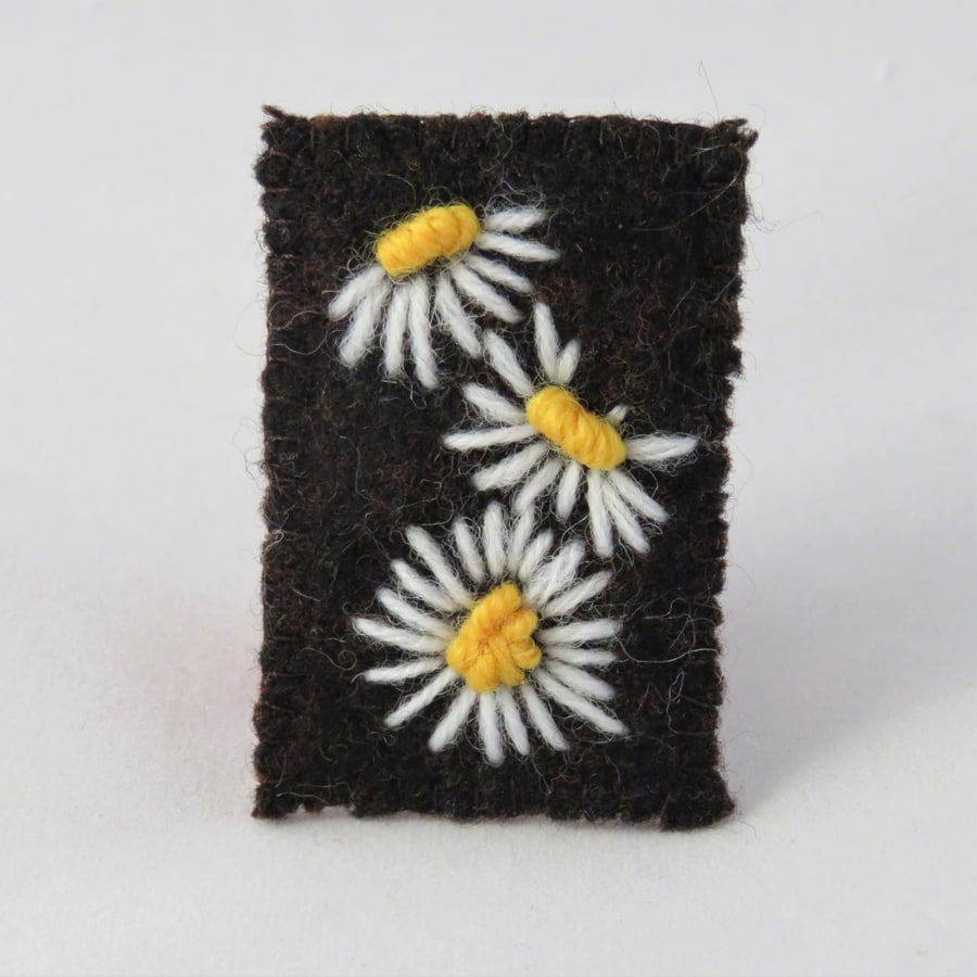 Brooch - White daisies embroidered on recycled, dark brown tweed