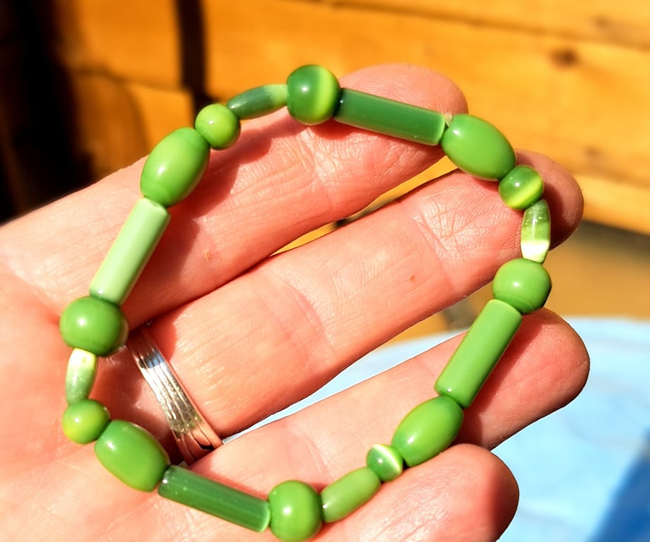 Green cat's eye gemstone bracelet, tube  and round shaped spiritual elasticated