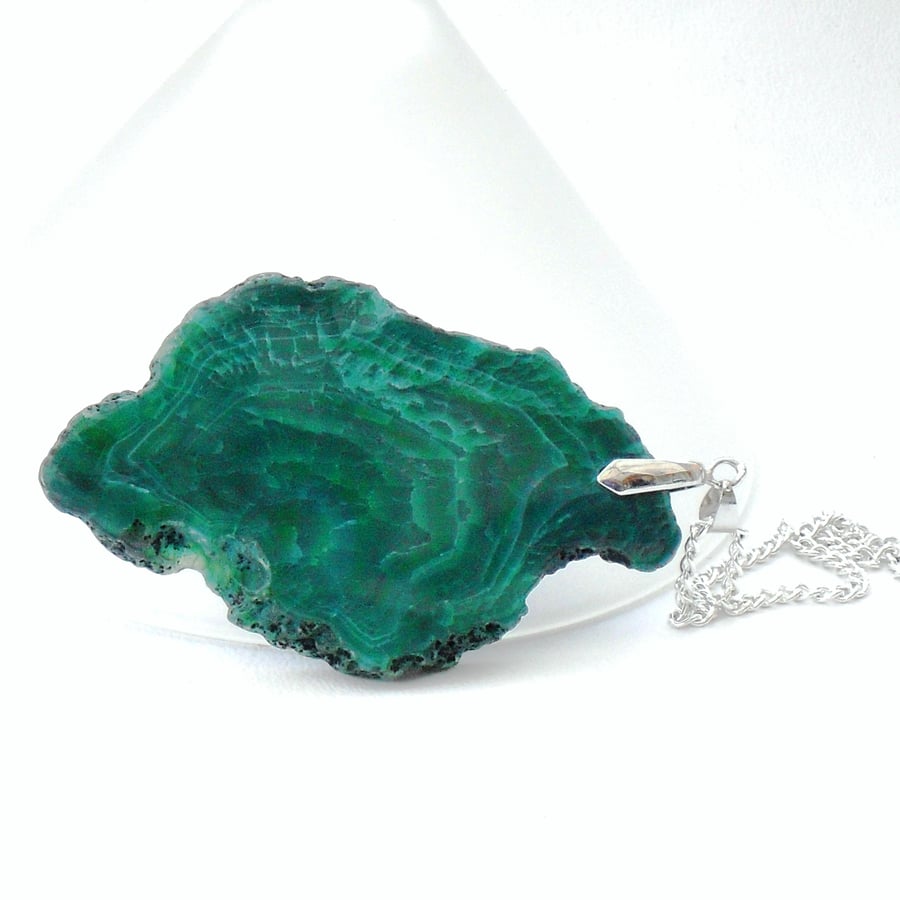 Large green agate irregular pendant necklace