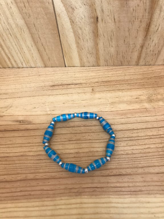 Paper Bead Bracelet. (210)