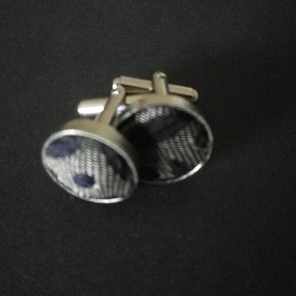 Navy and cream pure silk cufflinks free shipping, gift wrapped, classic design 