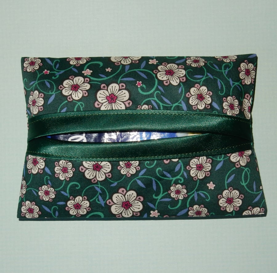 Pocket tissue holder - Dark green Liberty print
